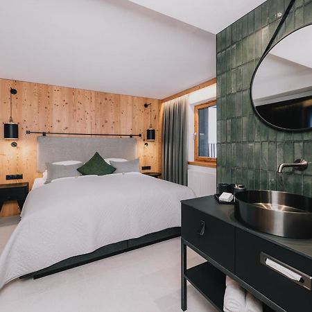 Alpinlounge Raetia Appartements 이스크글 외부 사진