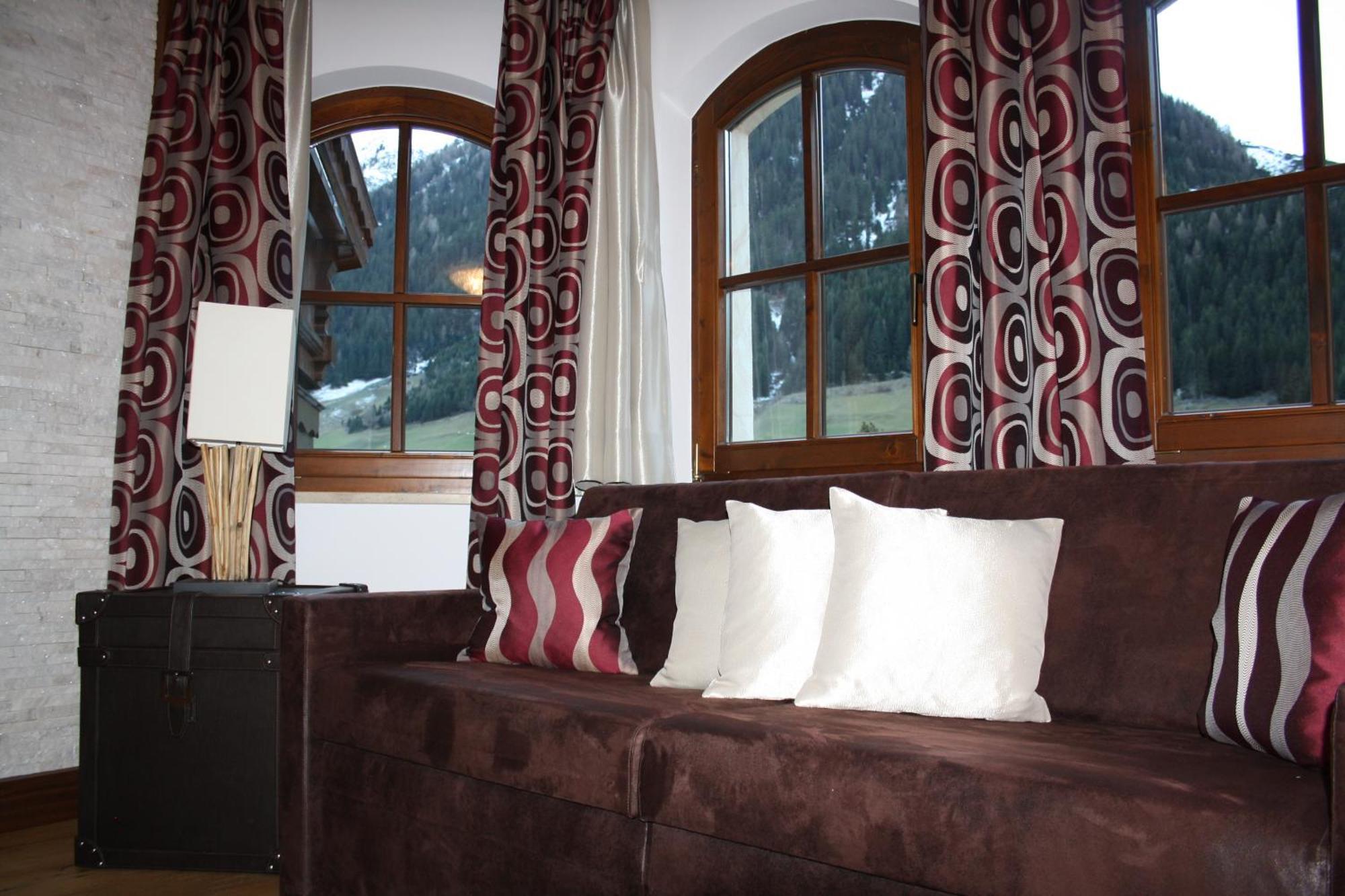 Alpinlounge Raetia Appartements 이스크글 객실 사진