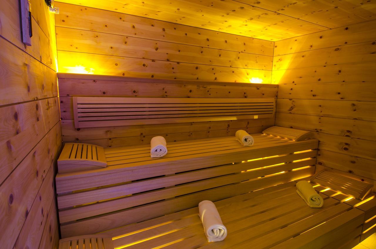 Alpinlounge Raetia Appartements 이스크글 외부 사진