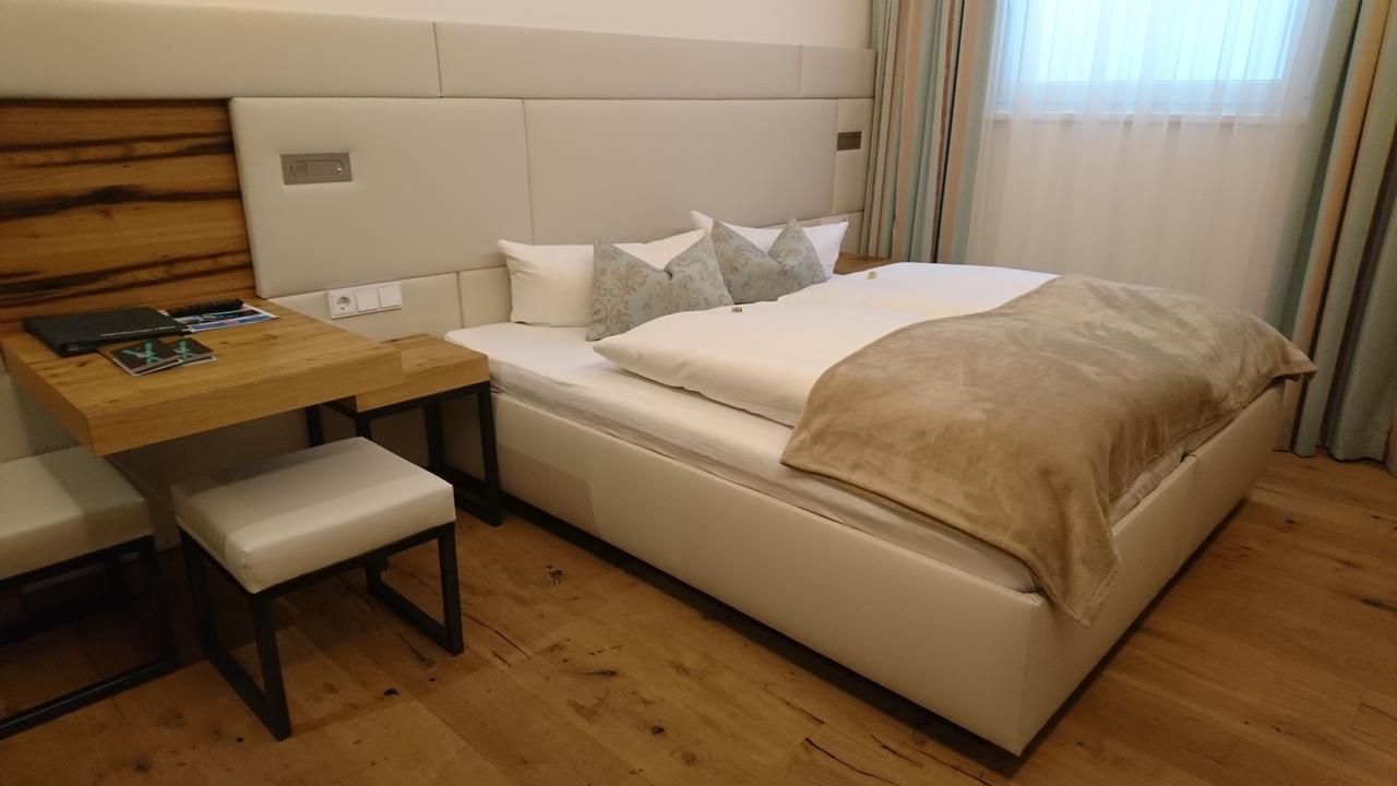 Alpinlounge Raetia Appartements 이스크글 외부 사진