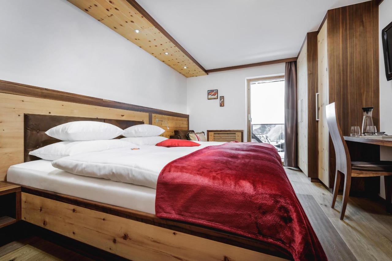 Alpinlounge Raetia Appartements 이스크글 외부 사진