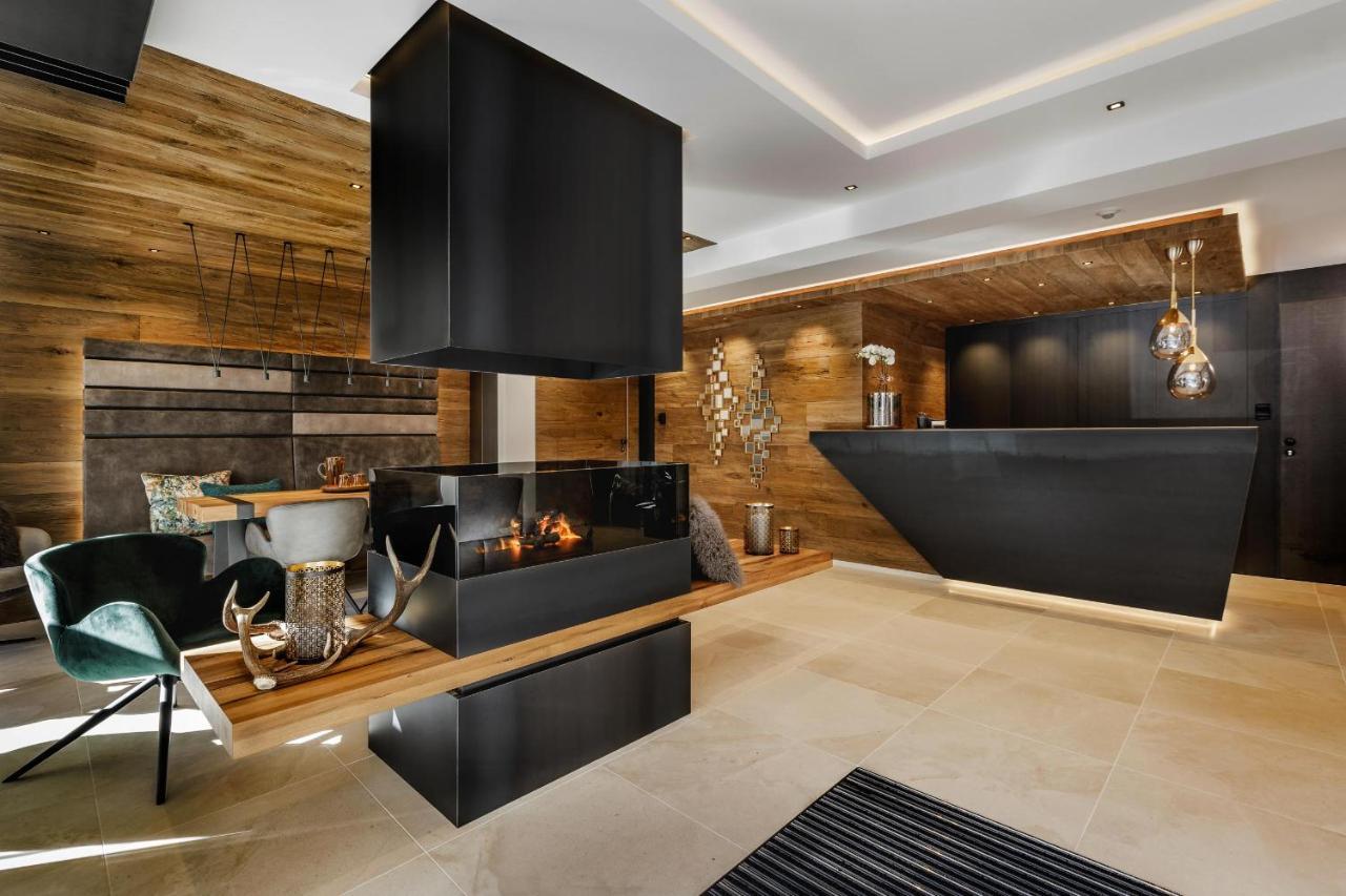 Alpinlounge Raetia Appartements 이스크글 외부 사진