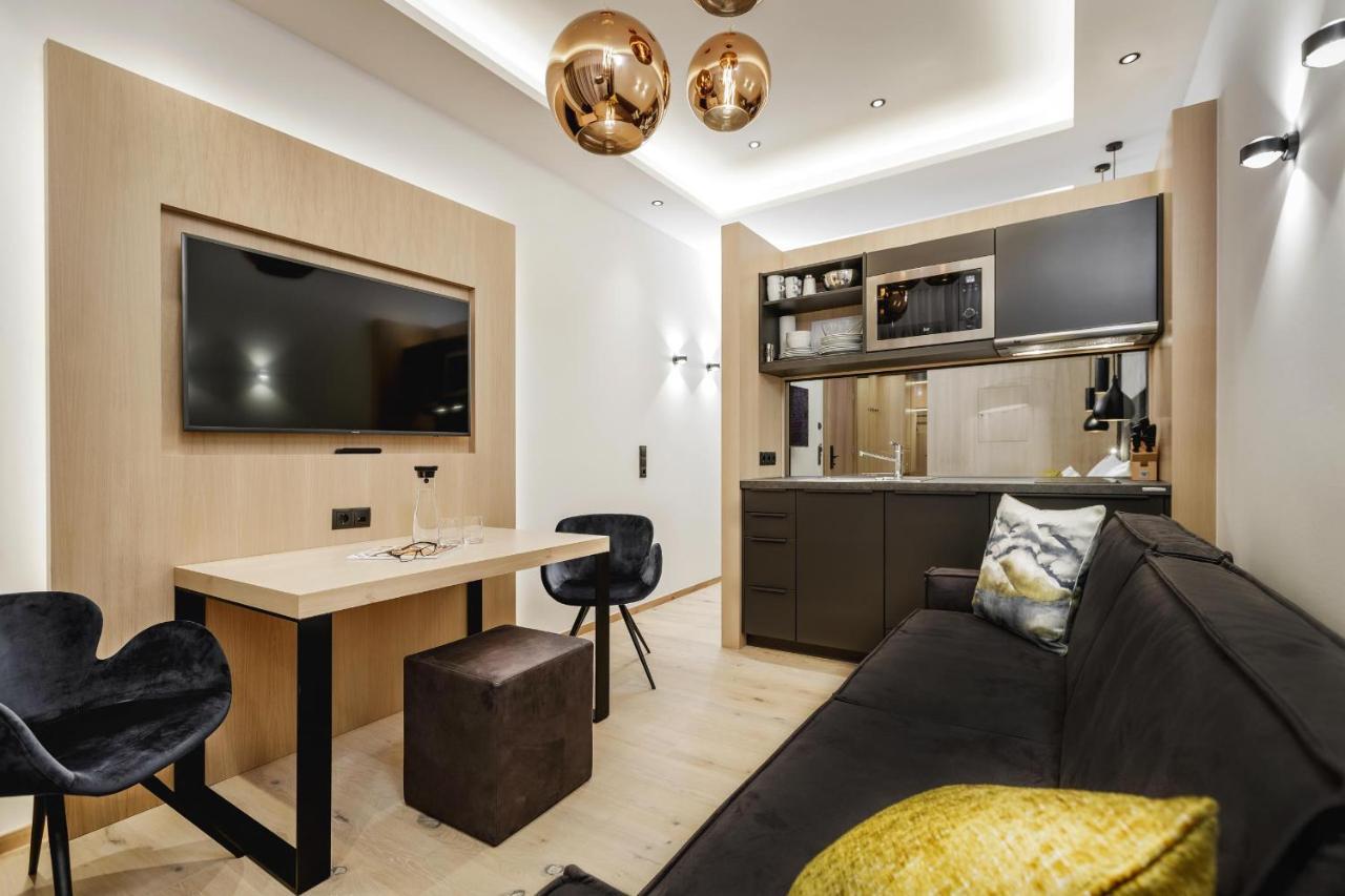 Alpinlounge Raetia Appartements 이스크글 외부 사진