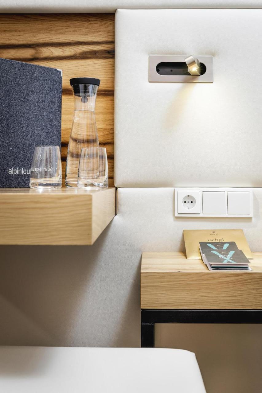 Alpinlounge Raetia Appartements 이스크글 외부 사진