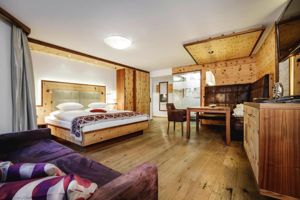 Alpinlounge Raetia Appartements 이스크글 외부 사진